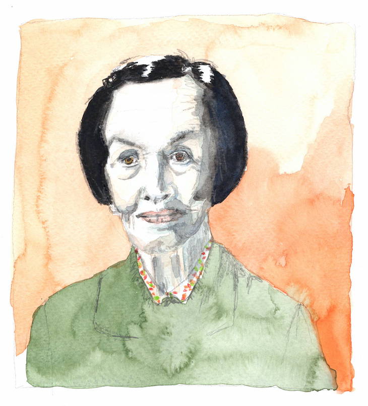 Aquarell-Porträt einer älteren Frau mit kurzem, dunklem Haar. Sie trägt eine grüne Bluse. Der Hintergrund ist in hellen Orangetönen gehalten.